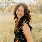 Fotógrafa especializada en desarrollo personal a través del autorretrato. Tus deseos de aprendizaje son fotos para mí.